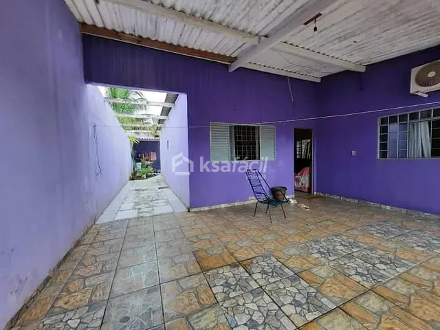 Casa com 200m² 2 quartos e 1 banheiro, à venda, no bairro Jardim Pênfigo em Campo Grande