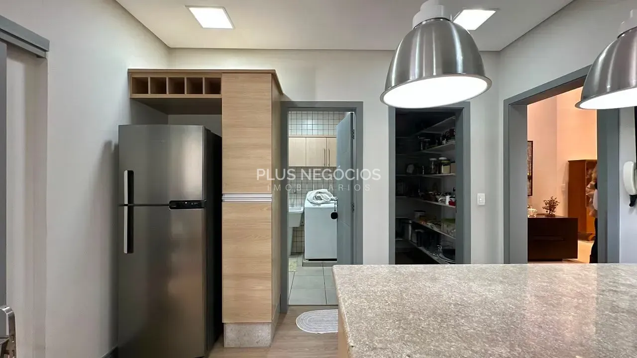 Casa, 3 quartos, 255 m² - Foto 10