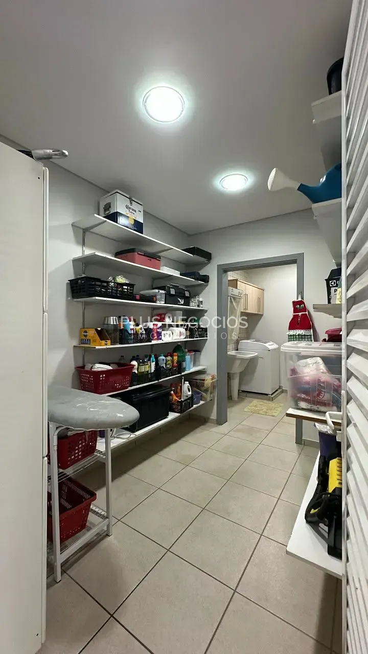 Casa, 3 quartos, 255 m² - Foto 14