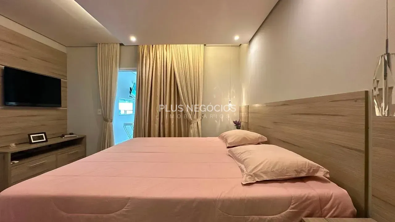 Casa, 3 quartos, 255 m² - Foto 36