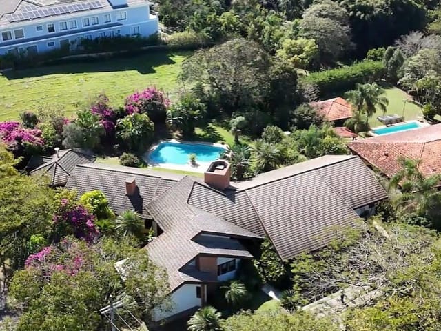 Casa com 2600m² 4 quartos e 7 banheiros, à venda, no bairro Condomínio Terras de São José em Itu