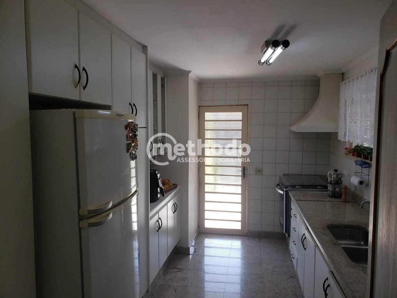Casa, 1 quarto, 910 m² - Foto 6