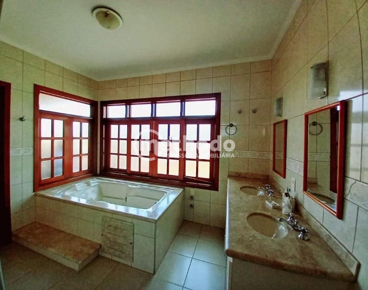 Casa, 4 quartos, 269 m² - Foto 14