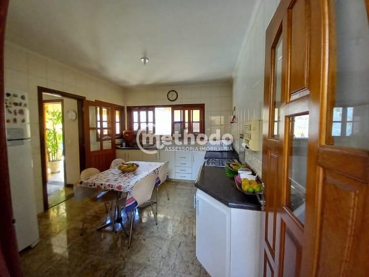 Casa, 4 quartos, 269 m² - Foto 24