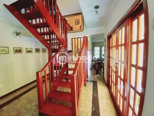 Casa com 300m² 4 quartos e 2 banheiros, à venda, no bairro Jardim Magnólia em Campinas