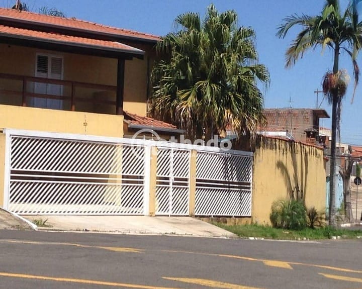 Casa, 4 quartos, 450 m² - Foto 1