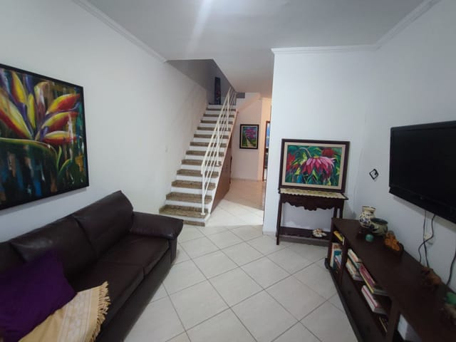 Casa com 125m² 3 quartos e 3 banheiros, à venda, no bairro Residencial Jardim Aurora em Pindamonhangaba