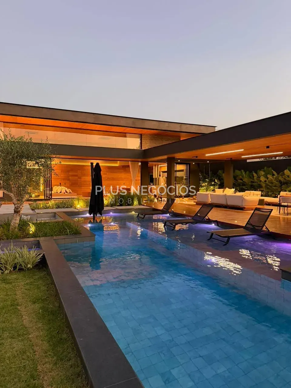 Casa, 5 quartos, 986 m² - Foto 32