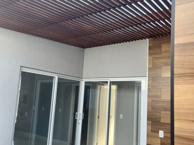 Casa com 250m² 3 quartos e 2 banheiros, à venda, no bairro Caçapava Velha em Caçapava
