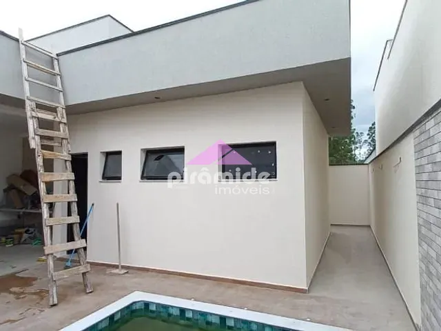 Casa com 300m² 3 quartos e 3 banheiros, à venda, no bairro Condomínio Terras do Vale em Caçapava