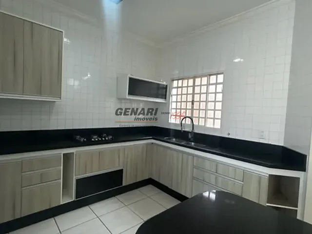 Casa com 250m² 3 quartos e 4 banheiros, à venda ou para alugar, no bairro Jardim Europa em Indaiatuba
