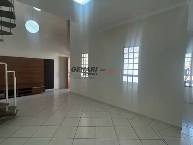 Casa com 250m² 3 quartos e 4 banheiros, à venda ou para alugar, no bairro Jardim Europa em Indaiatuba