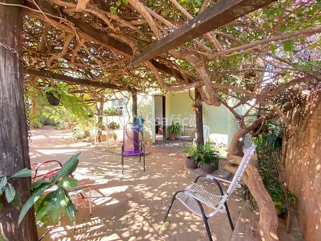Casa com 456m² 3 quartos e 2 banheiros, à venda, no bairro Vila Margarida em Campo Grande