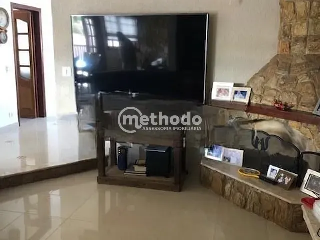 Casa com 526m² 4 quartos e 3 banheiros, à venda, no bairro Parque Nova Campinas em Campinas