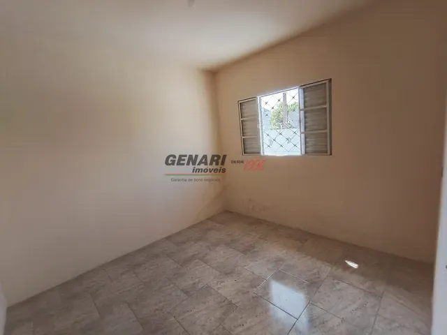 Casa 2 quartos e 1 banheiro, para alugar, no bairro Jardim Hubert em Indaiatuba