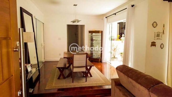 Casa, 3 quartos, 220 m² - Foto 4