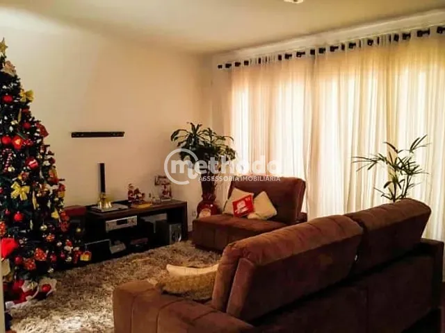 Casa com 360m² 3 quartos e 2 banheiros, à venda, no bairro Vila Nogueira em Campinas