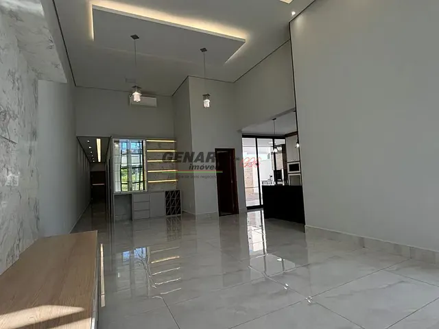 Casa com 300m² 3 quartos e 5 banheiros, à venda, no bairro Residencial Milano em Indaiatuba