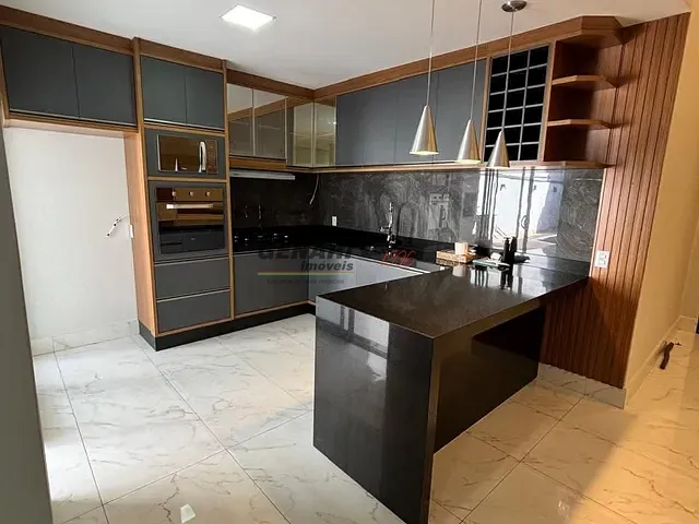 Casa com 300m² 3 quartos e 6 banheiros, à venda, no bairro Residencial Milano em Indaiatuba