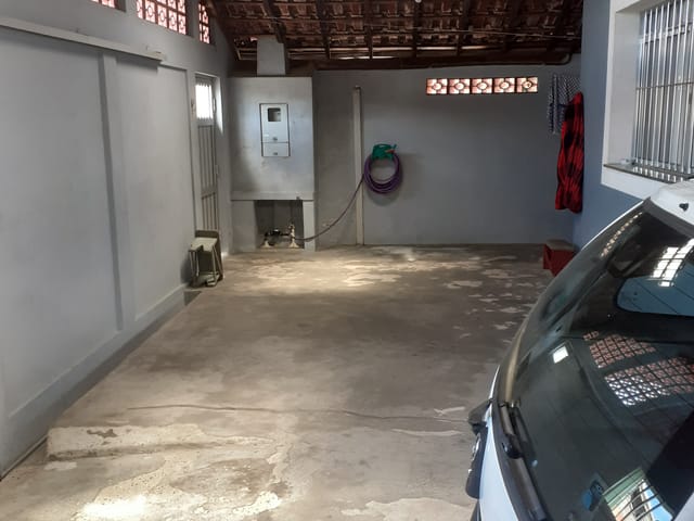 Casa com 250m² 3 quartos e 2 banheiros, à venda, no bairro Residencial Maricá em Pindamonhangaba