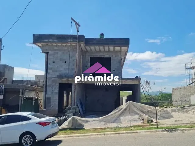 Casa com 300m² 3 quartos e 4 banheiros, à venda, no bairro Residencial Colinas em Caçapava
