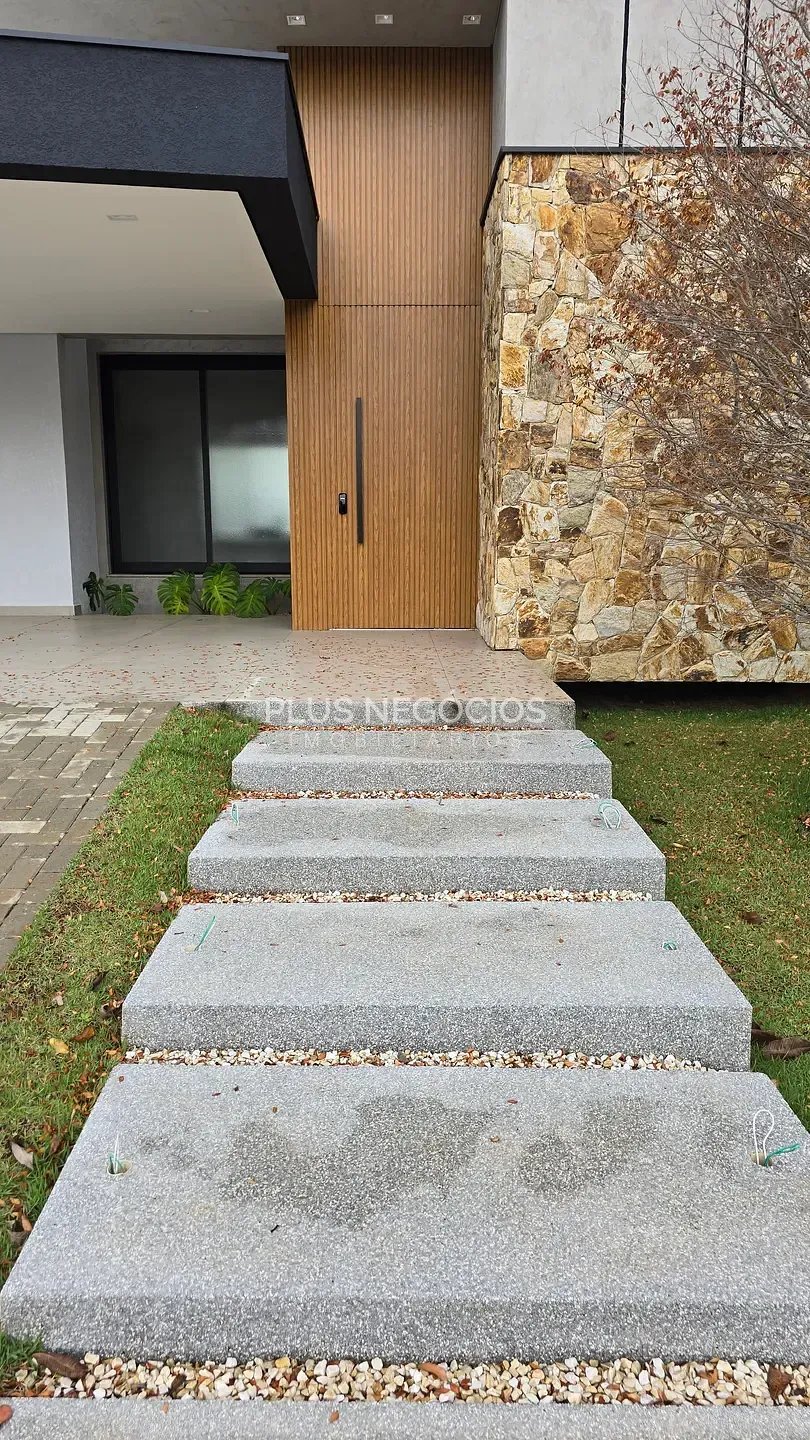 Casa, 3 quartos, 310 m² - Foto 2
