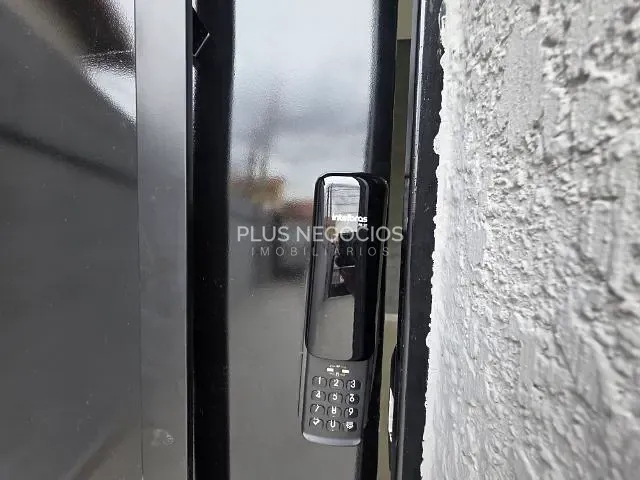 Casa 3 quartos e 2 banheiros, à venda, no bairro Jardim Simus em Sorocaba