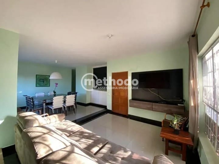Casa, 3 quartos, 360 m² - Foto 1