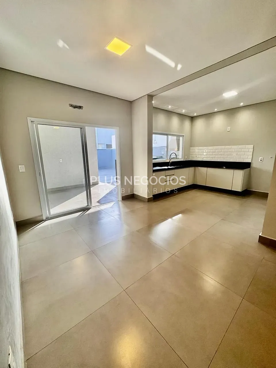 Casa, 3 quartos, 180 m² - Foto 9