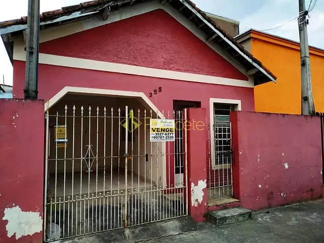 Casa com 147m² 2 quartos e 1 banheiro, à venda, no bairro Centro em Pindamonhangaba