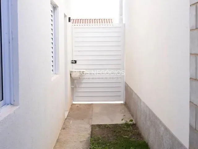 Casa 2 quartos e 1 banheiro, para alugar, no bairro Ipanema do Meio em Sorocaba