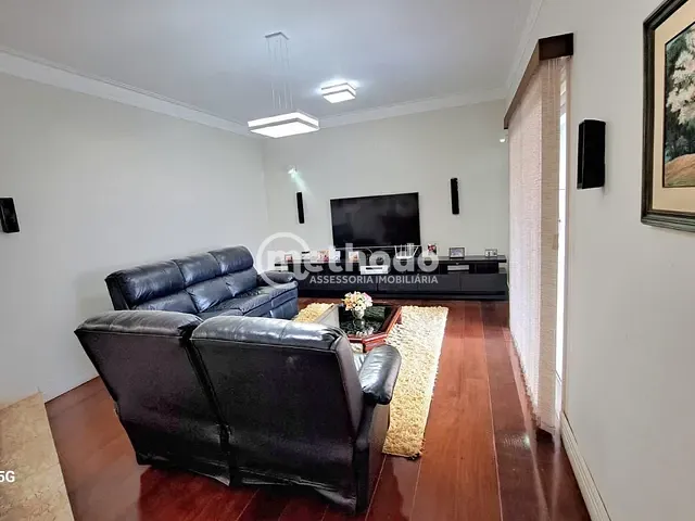 Casa com 1260m² 4 quartos e 7 banheiros, à venda ou para alugar, no bairro Parque Taquaral em Campinas