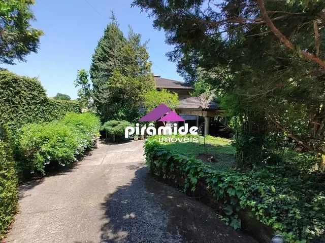 Casa com 1135m² 4 quartos e 5 banheiros, à venda, no bairro Urbanova em São José dos Campos