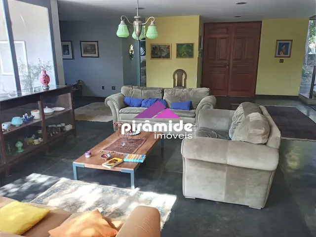 Casa com 1135m² 4 quartos e 5 banheiros, à venda, no bairro Urbanova em São José dos Campos