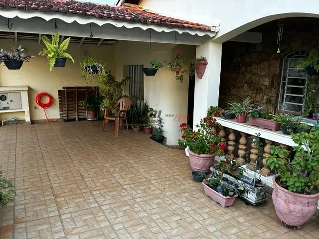 Casa com 275m² 2 quartos e 2 banheiros, à venda, no bairro Jardim do Sol em Indaiatuba