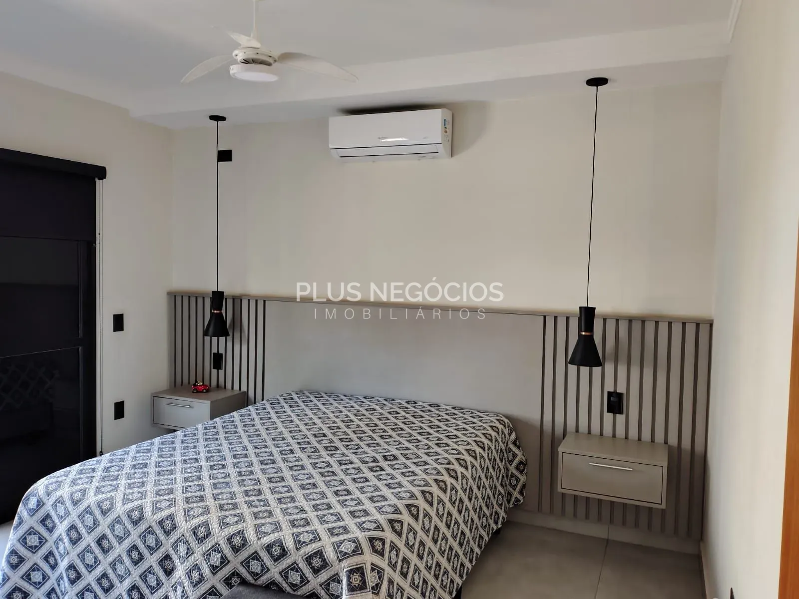 Casa, 3 quartos, 215 m² - Foto 10