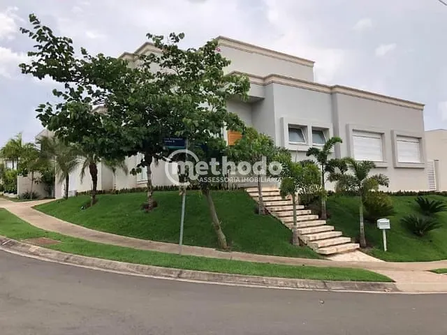 Casa com 445m² 3 quartos e 2 banheiros, à venda, no bairro Loteamento Parque dos Alecrins em Campinas