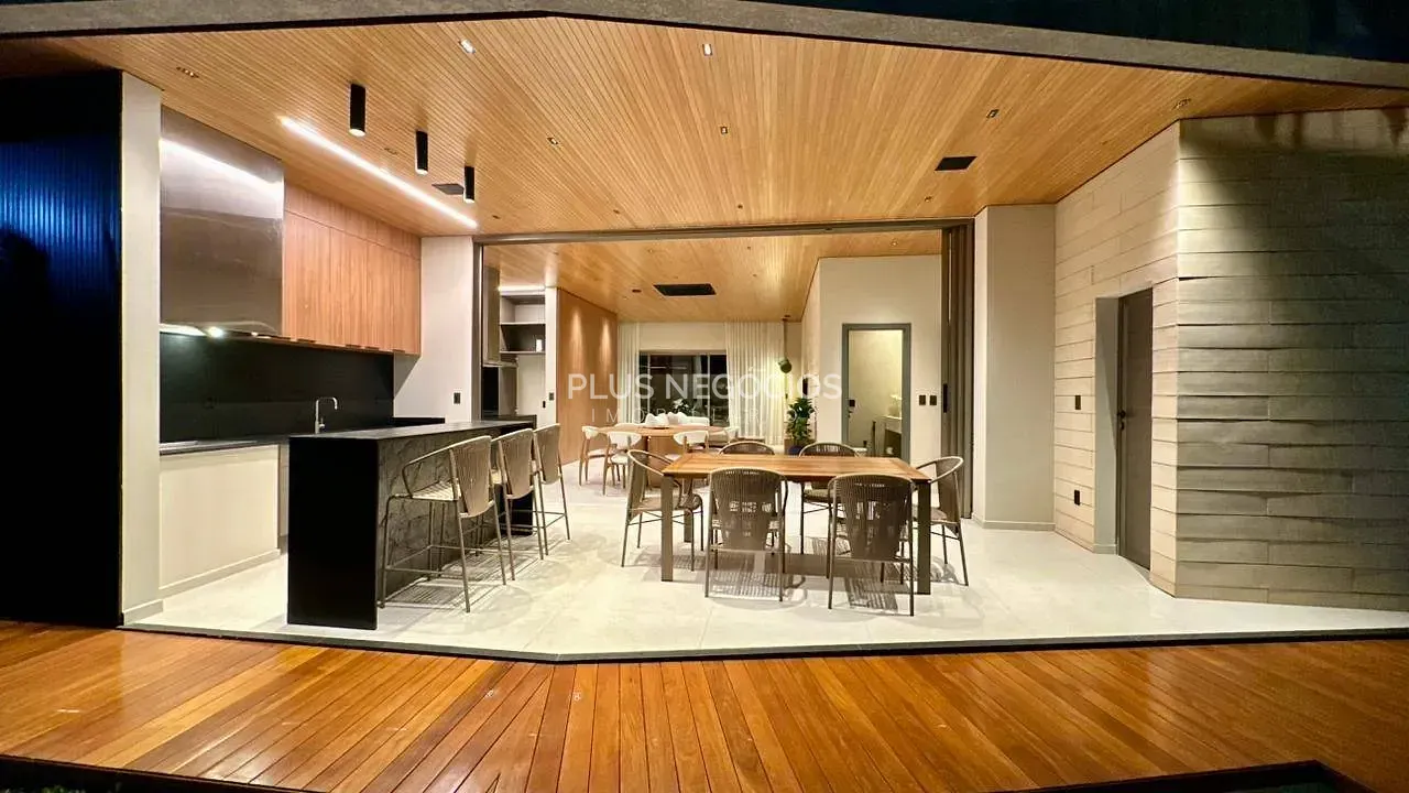Casa, 3 quartos, 260 m² - Foto 29