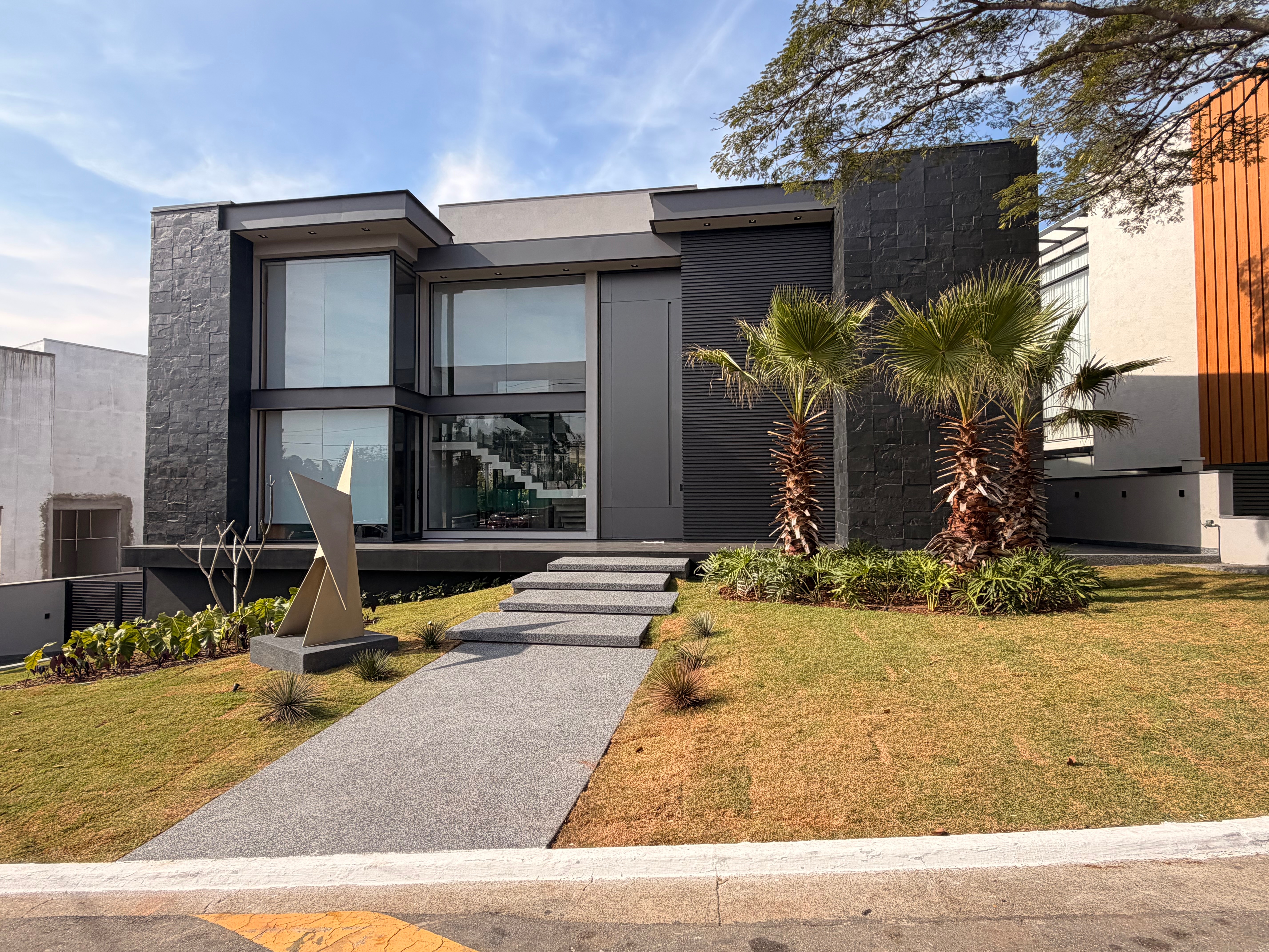 Casa em Alphaville Residencial Zero — foto 1