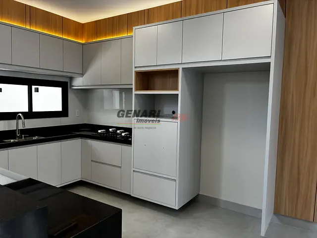Casa com 150m² 3 quartos e 2 banheiros, à venda, no bairro Jardim Bom Sucesso em Indaiatuba