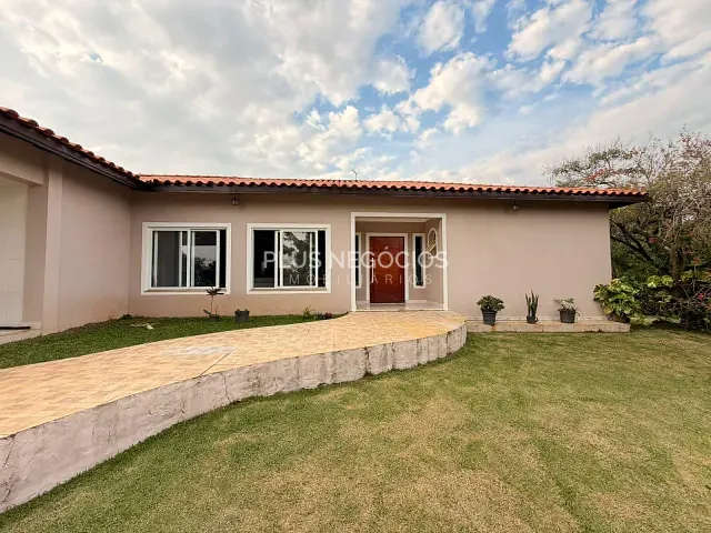 Casa 4 quartos e 6 banheiros, à venda, no bairro Vila Martins em Itu