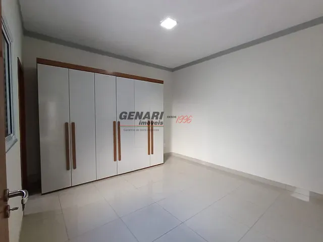 Casa com 150m² 3 quartos e 2 banheiros, para alugar, no bairro Jardim Monte Carlo em Indaiatuba