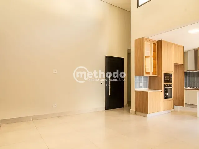 Casa com 250m² 3 quartos e 5 banheiros, à venda, no bairro Parque Brasil 500 em Paulínia