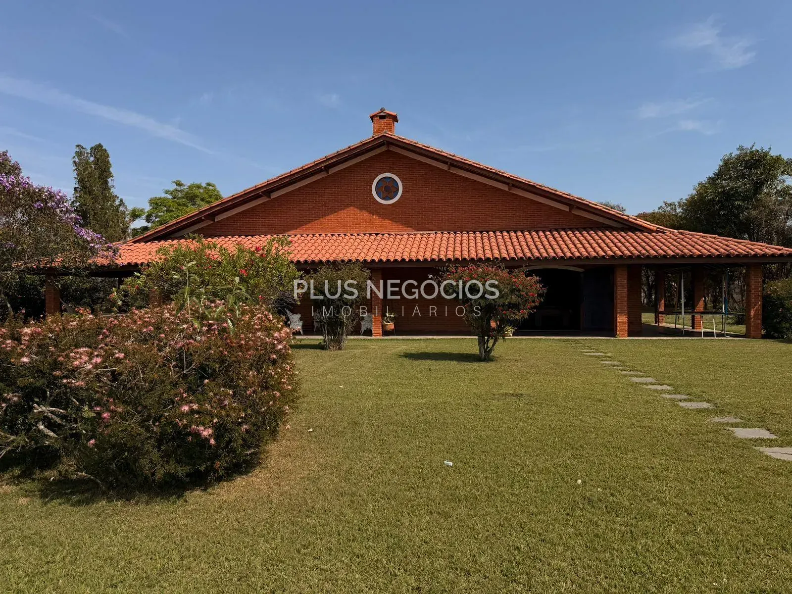Casa, 7 quartos, 603 m² - Foto 1