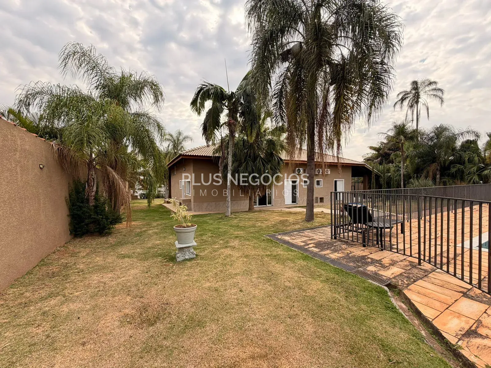 Casa, 6 quartos, 500 m² - Foto 2