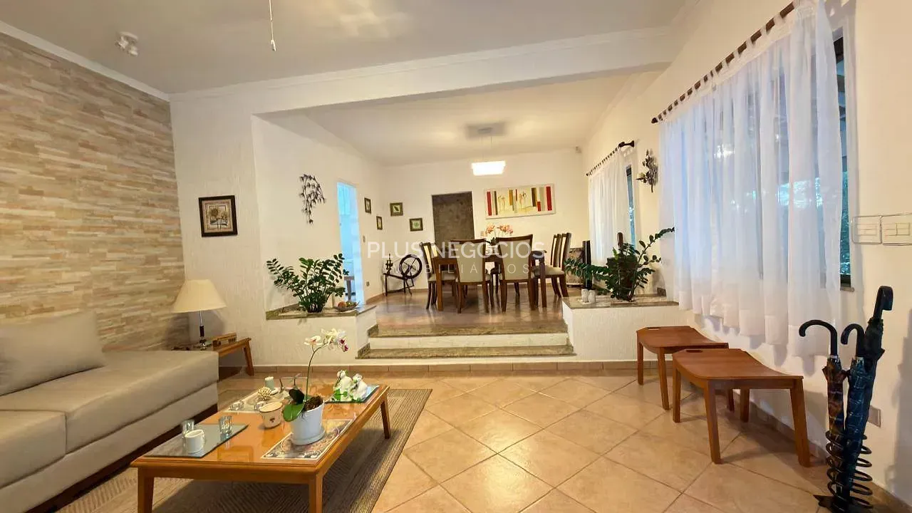 Casa, 3 quartos, 331 m² - Foto 8