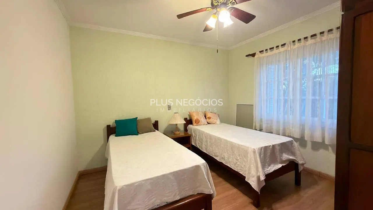Casa, 3 quartos, 331 m² - Foto 34