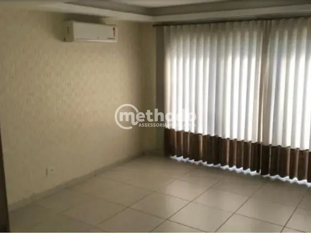 Casa 3 quartos e 5 banheiros, à venda ou para alugar, no bairro Parque Rural Fazenda Santa Cândida em Campinas