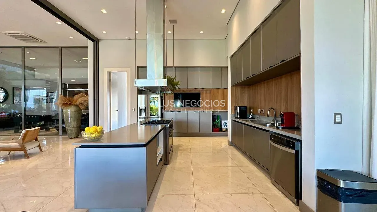 Casa, 3 quartos, 1800 m² - Foto 23