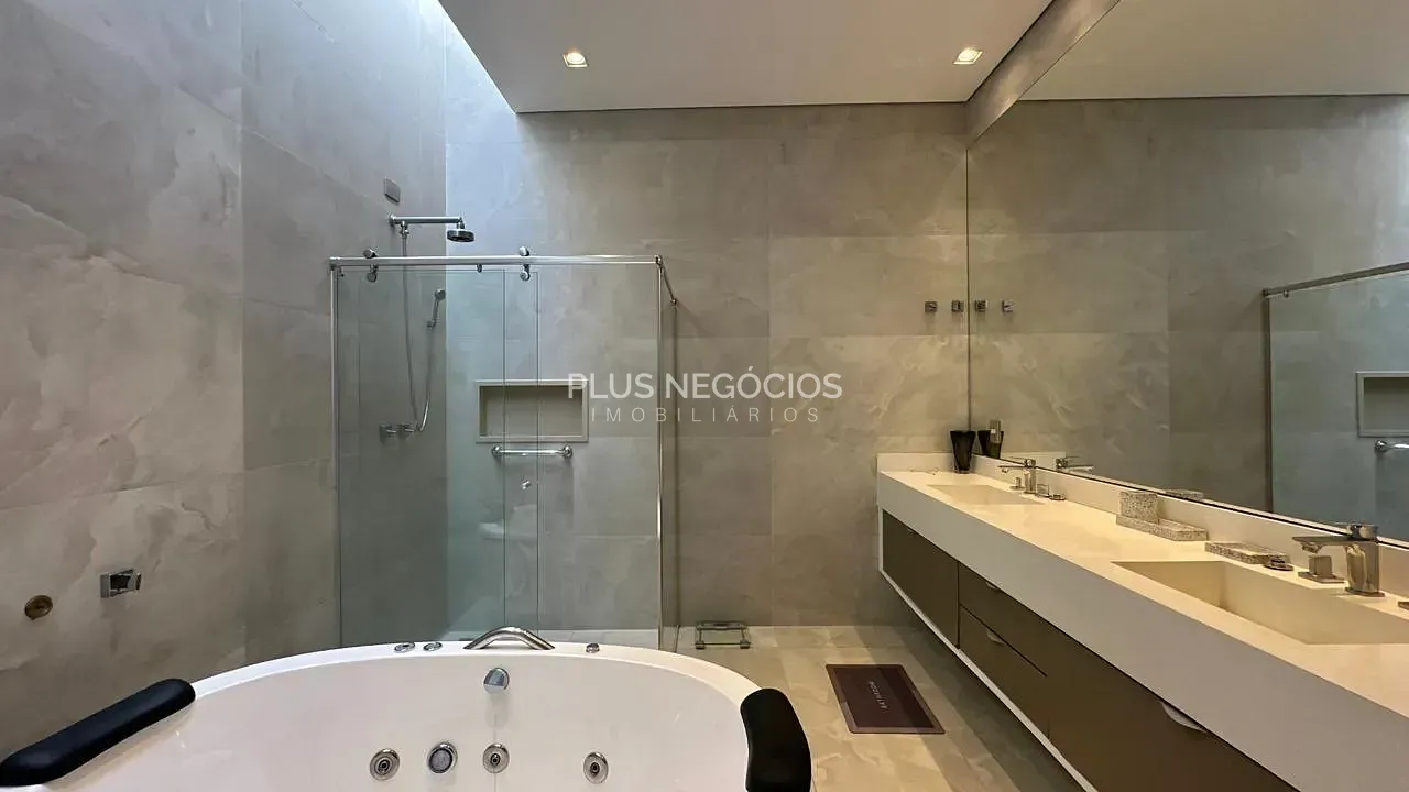 Casa, 3 quartos, 1800 m² - Foto 58